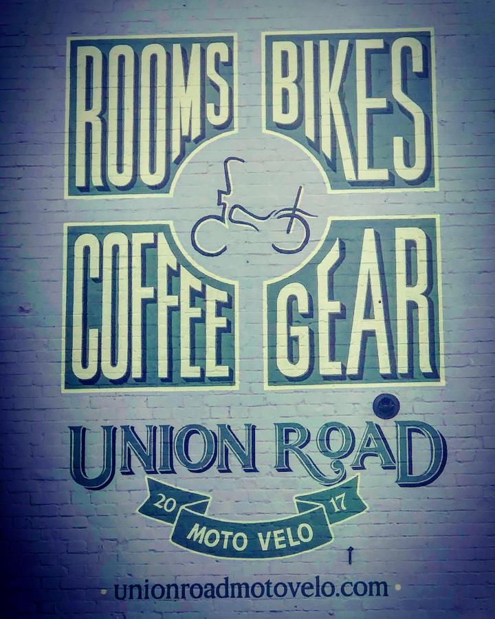 Union Road Moto Velo Accommodation Crediton Kültér fotó